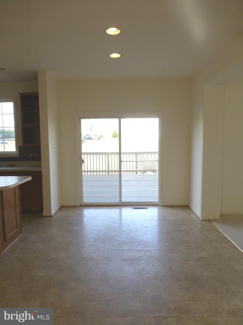 MADISON GROVE - Residential