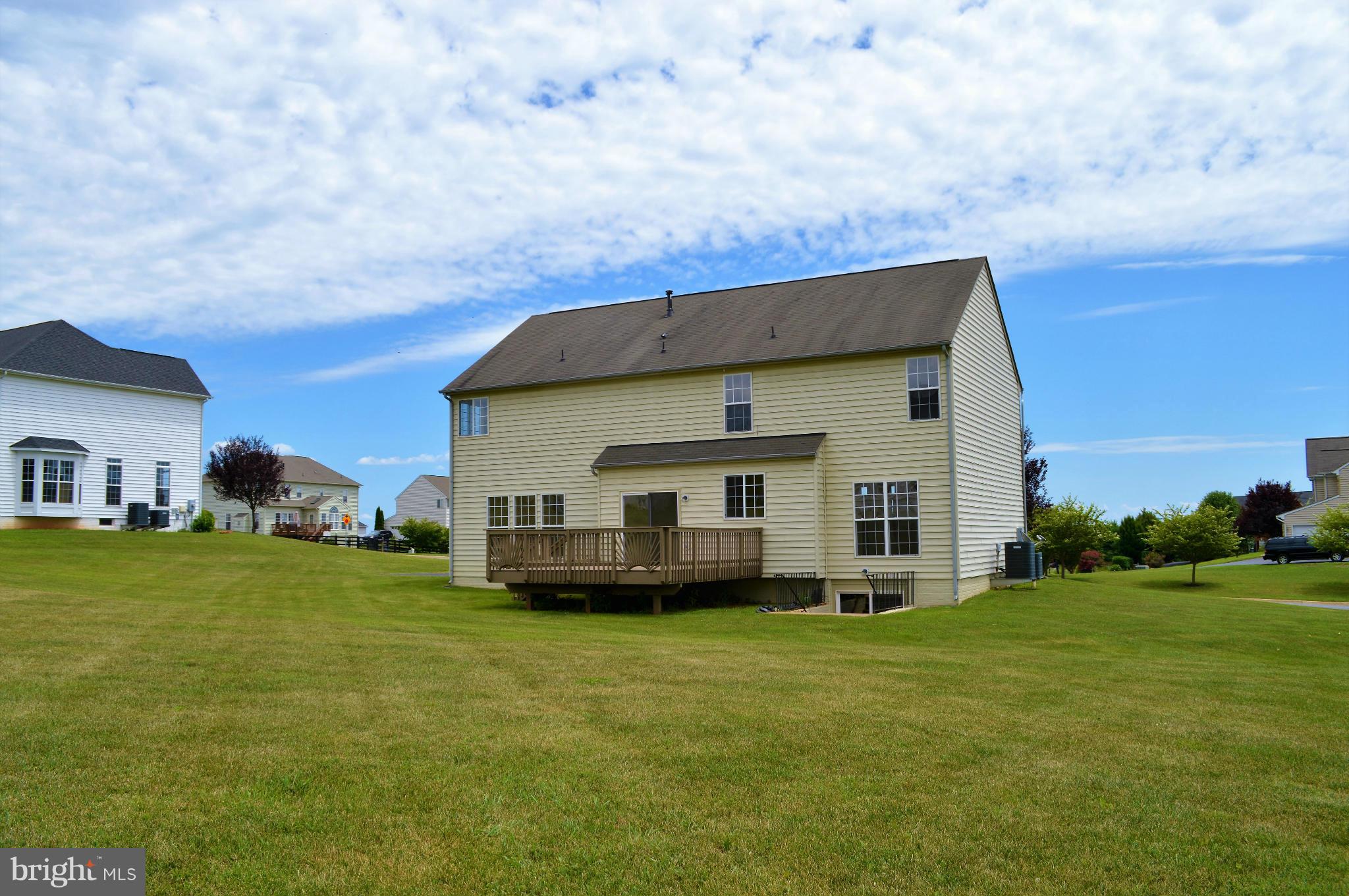 MADISON GROVE - Residential