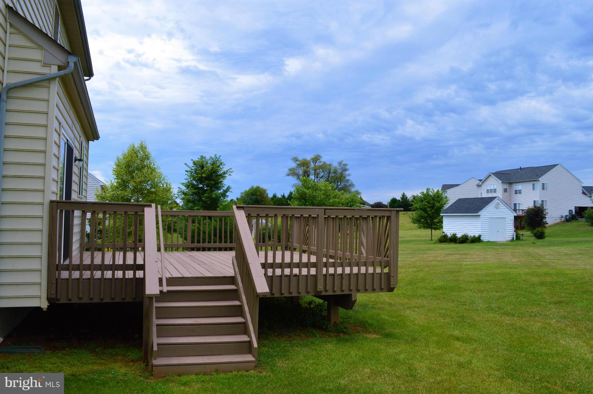 MADISON GROVE - Residential