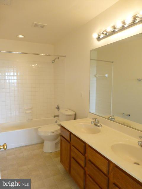 MADISON GROVE - Residential