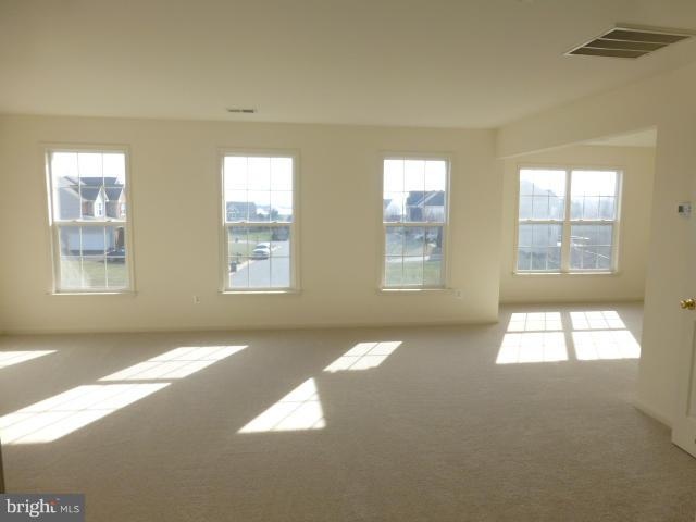 MADISON GROVE - Residential