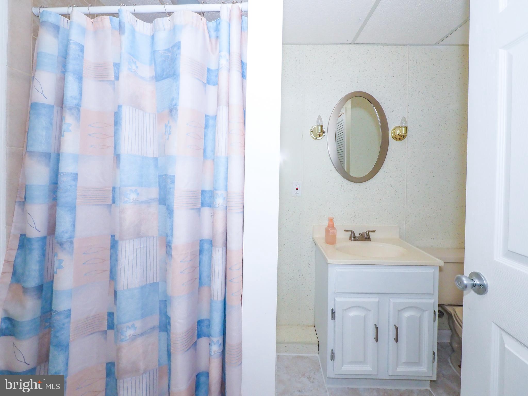 ROCK CREEK ESTATES - Residential