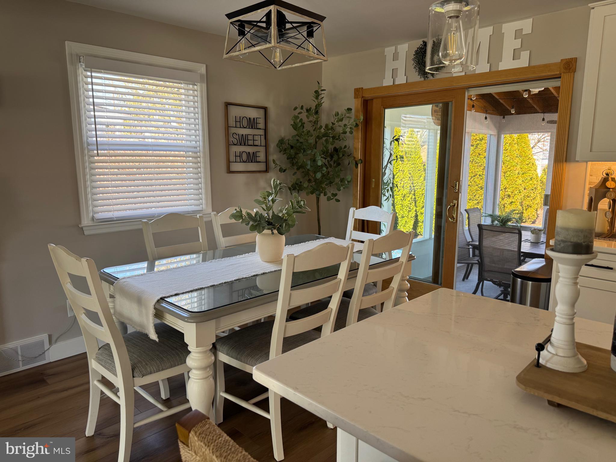 LAWRENCE PARK - Residential