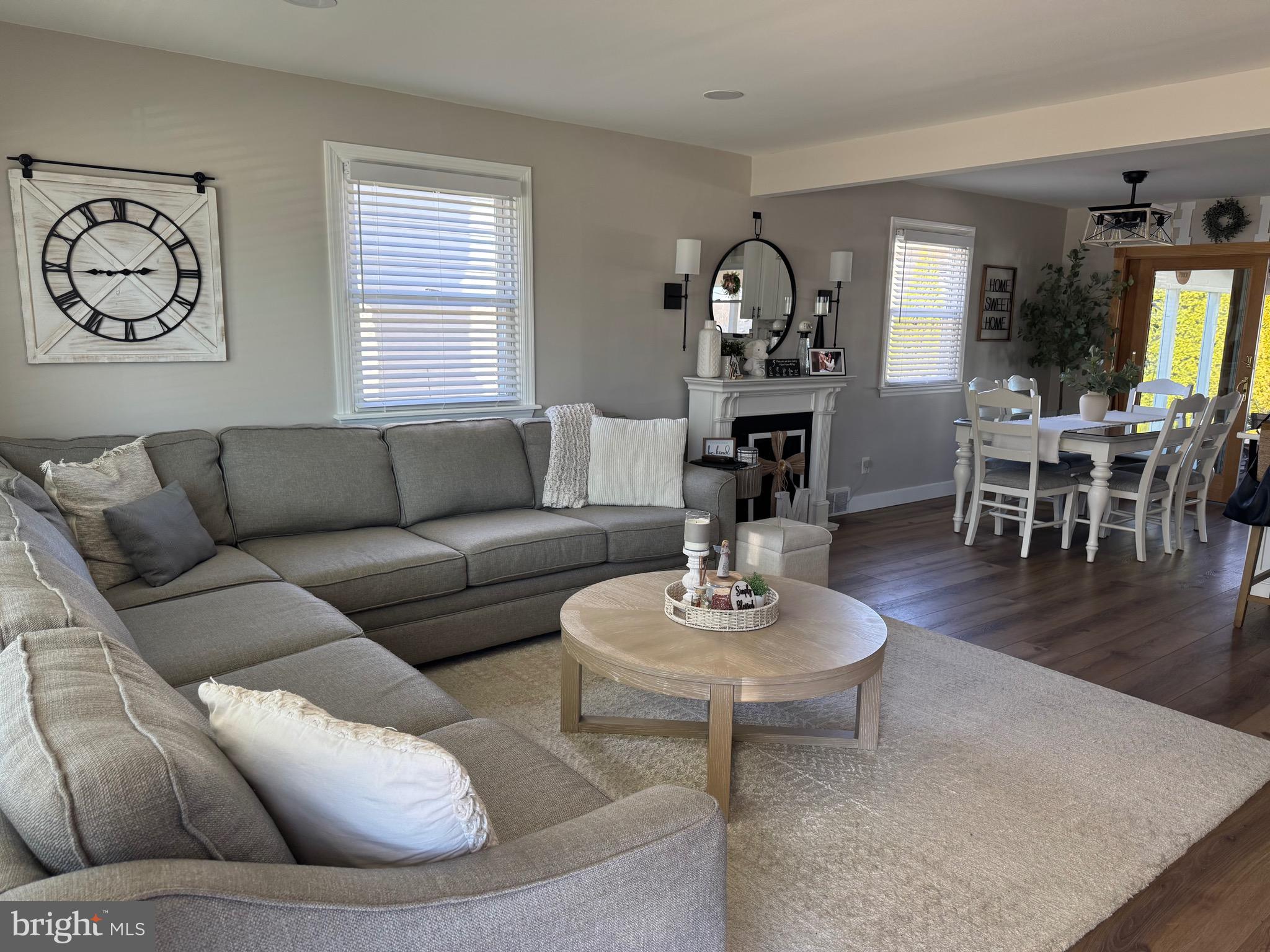 LAWRENCE PARK - Residential