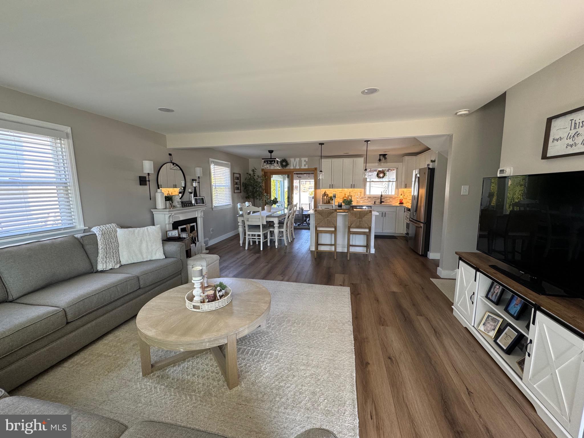 LAWRENCE PARK - Residential