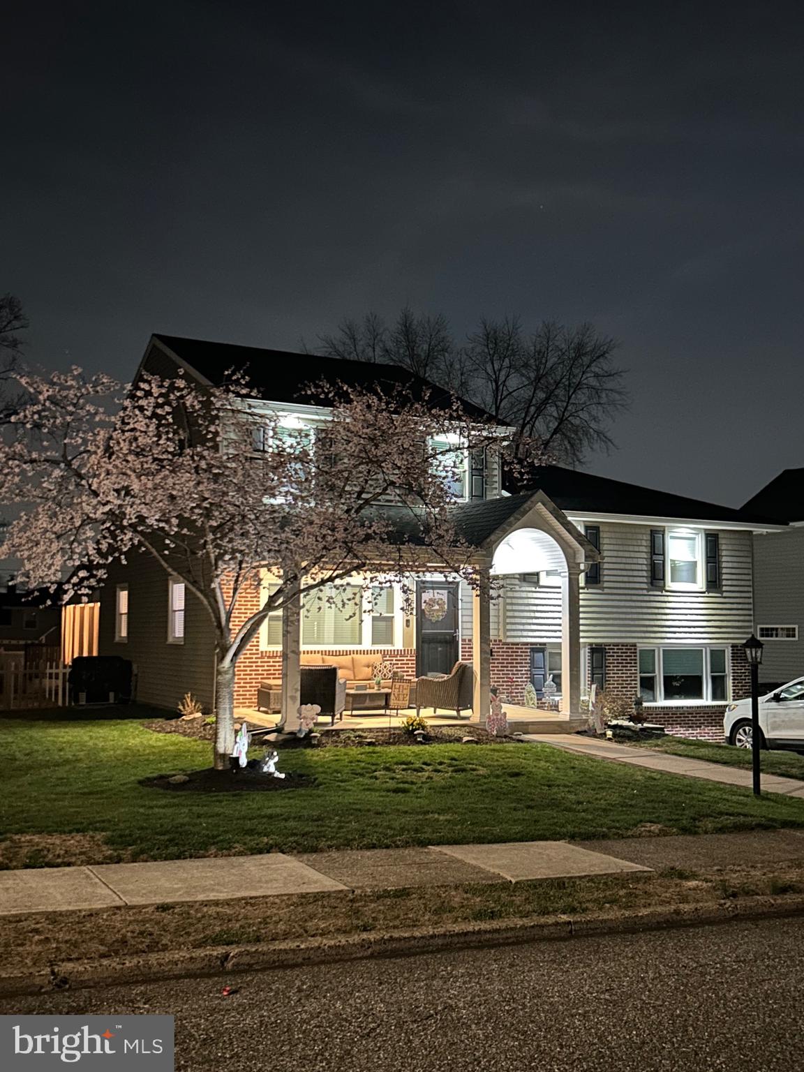 LAWRENCE PARK - Residential