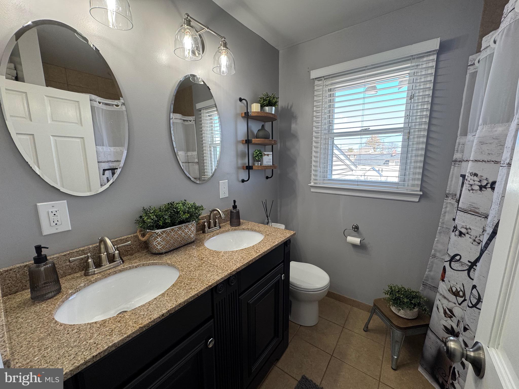 LAWRENCE PARK - Residential