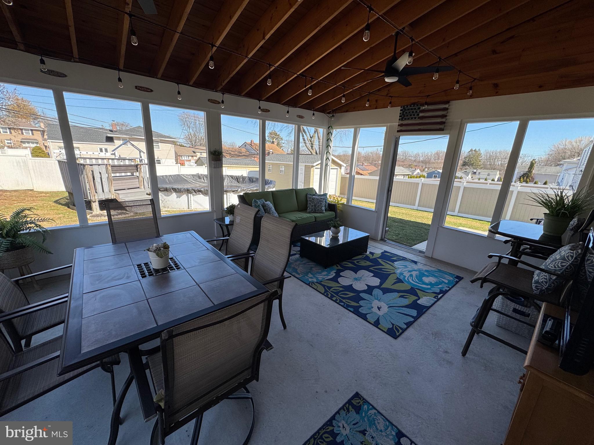 LAWRENCE PARK - Residential