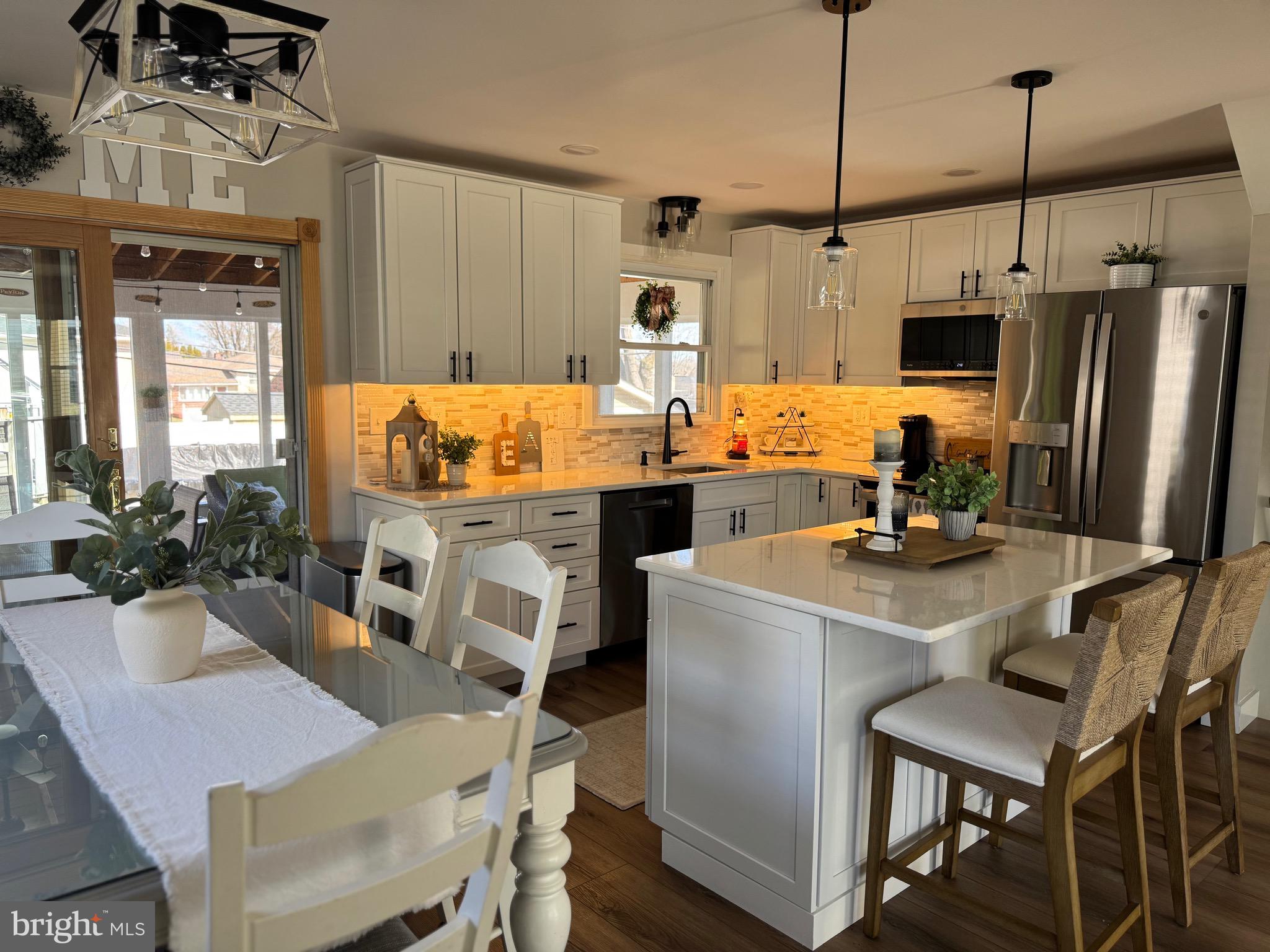 LAWRENCE PARK - Residential