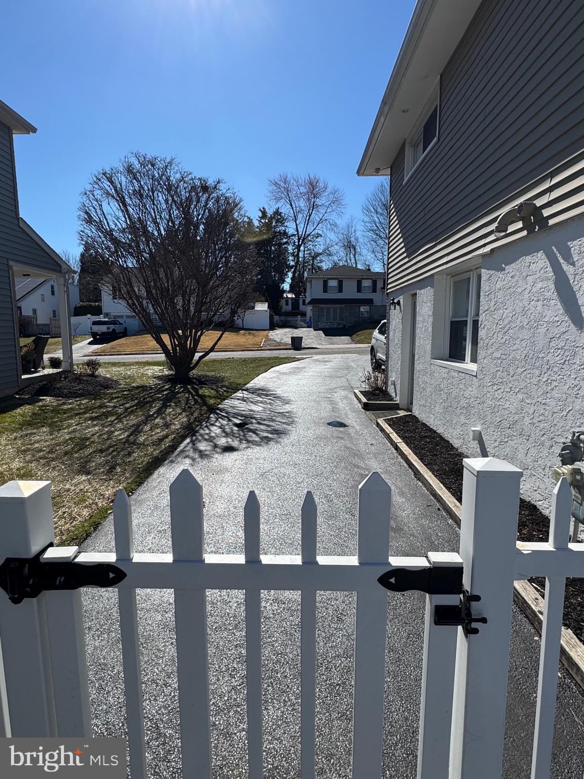 LAWRENCE PARK - Residential