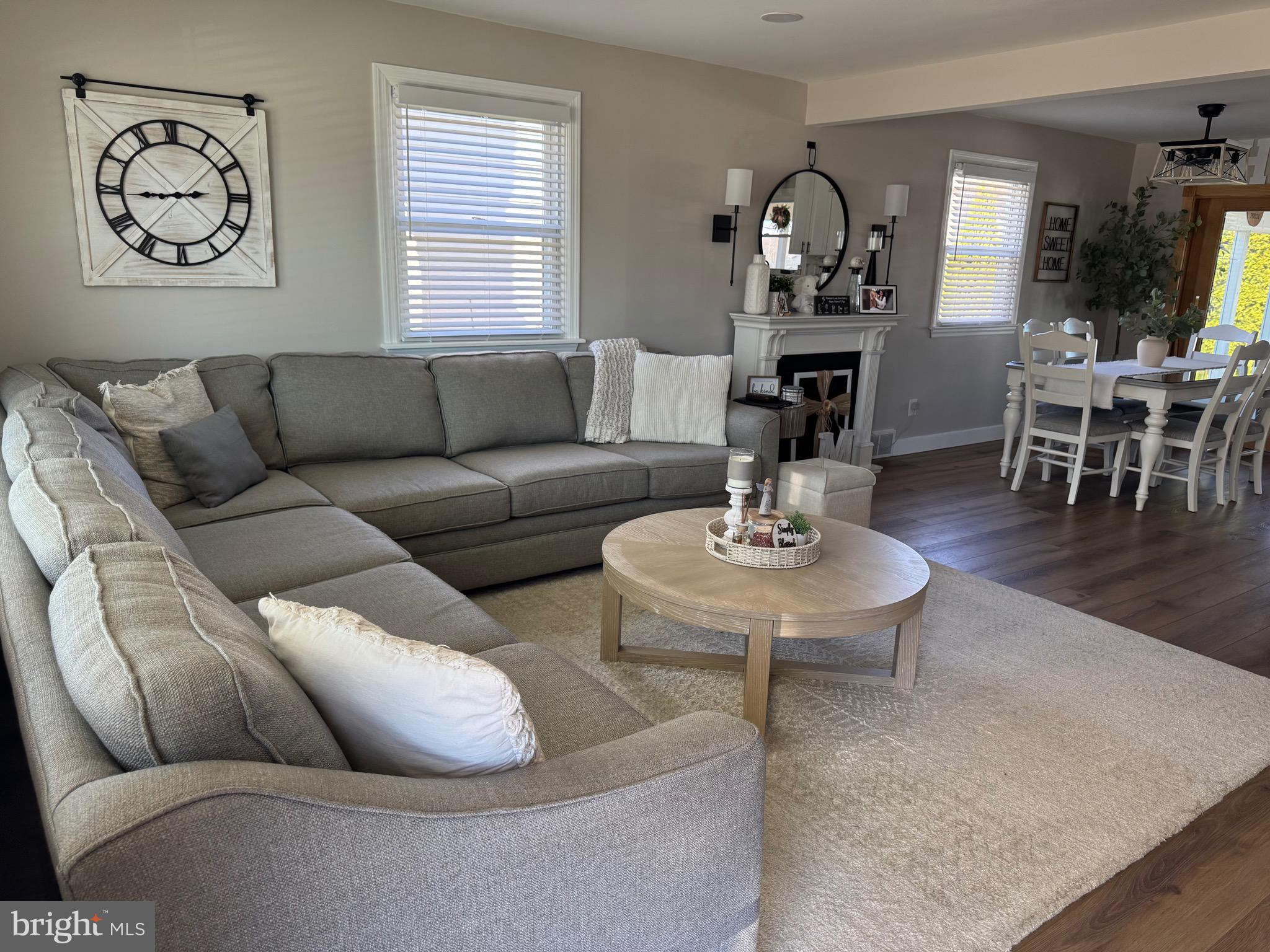 LAWRENCE PARK - Residential