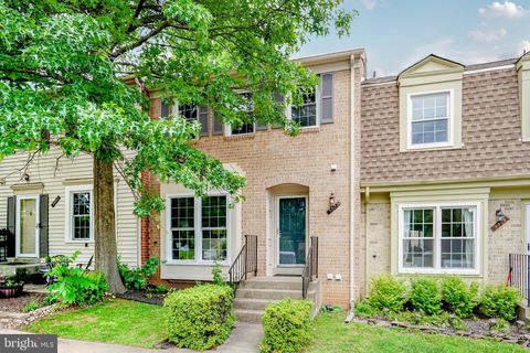 9807 SPILLWAY COURT BURKE VA 22015