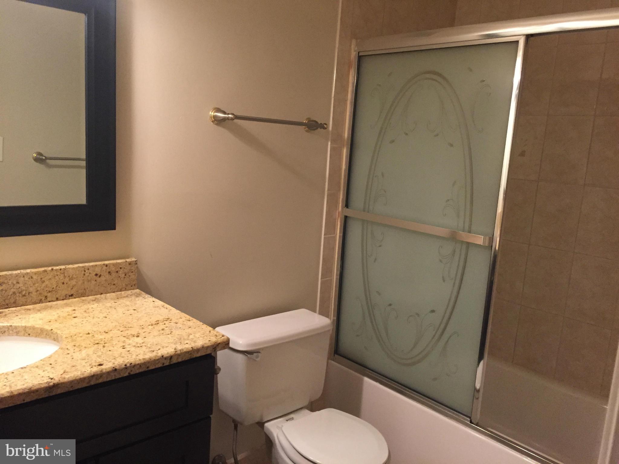 THE OAKTON - Residential Lease