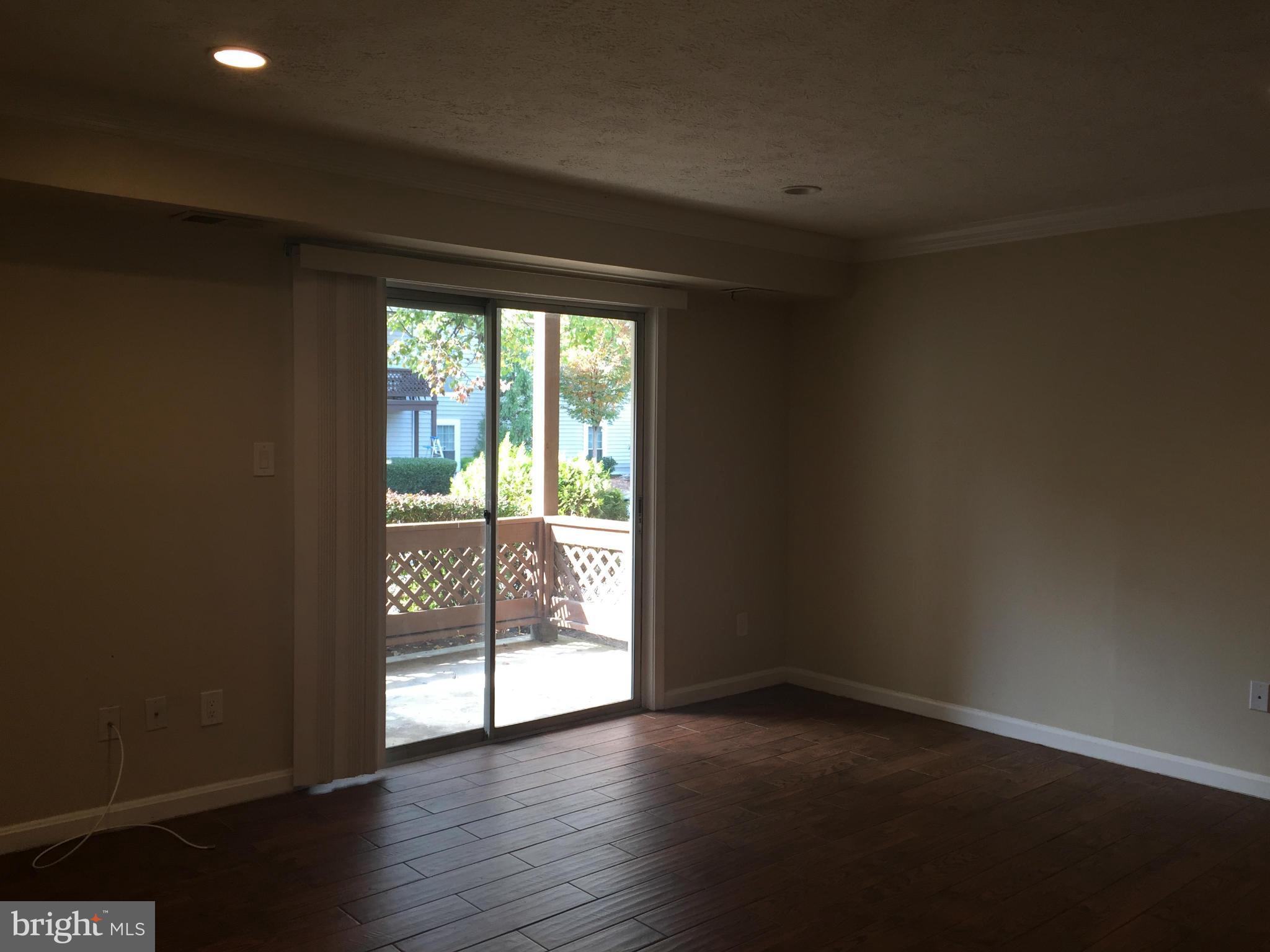 THE OAKTON - Residential Lease