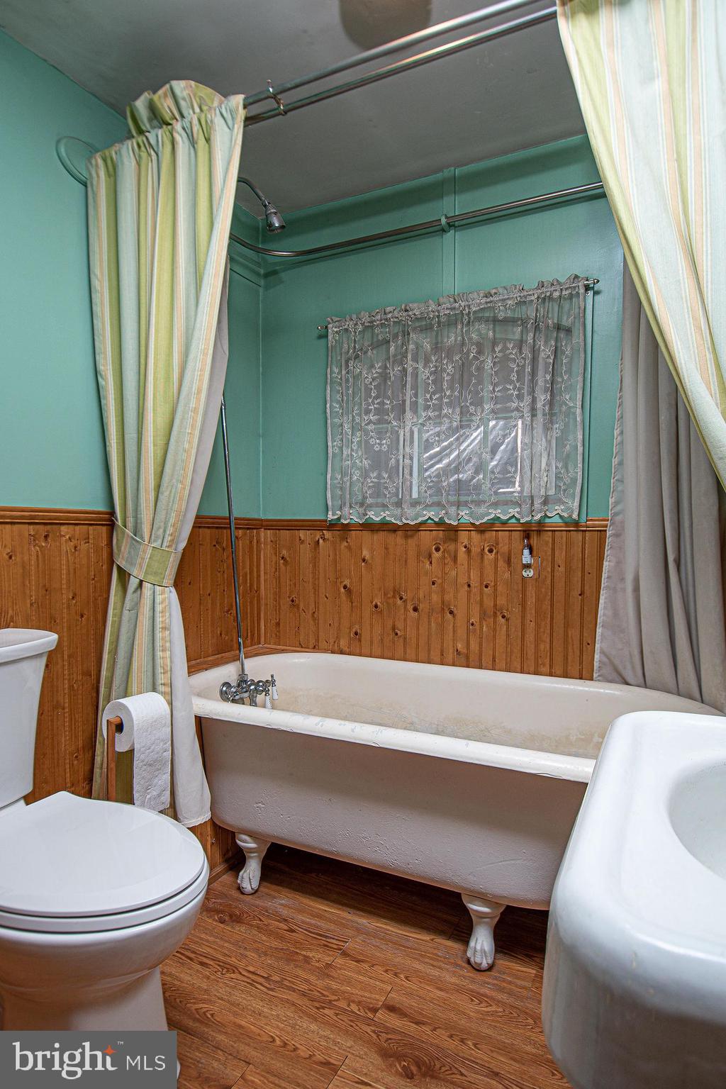 SHEN RIVER ESTATES - Residential