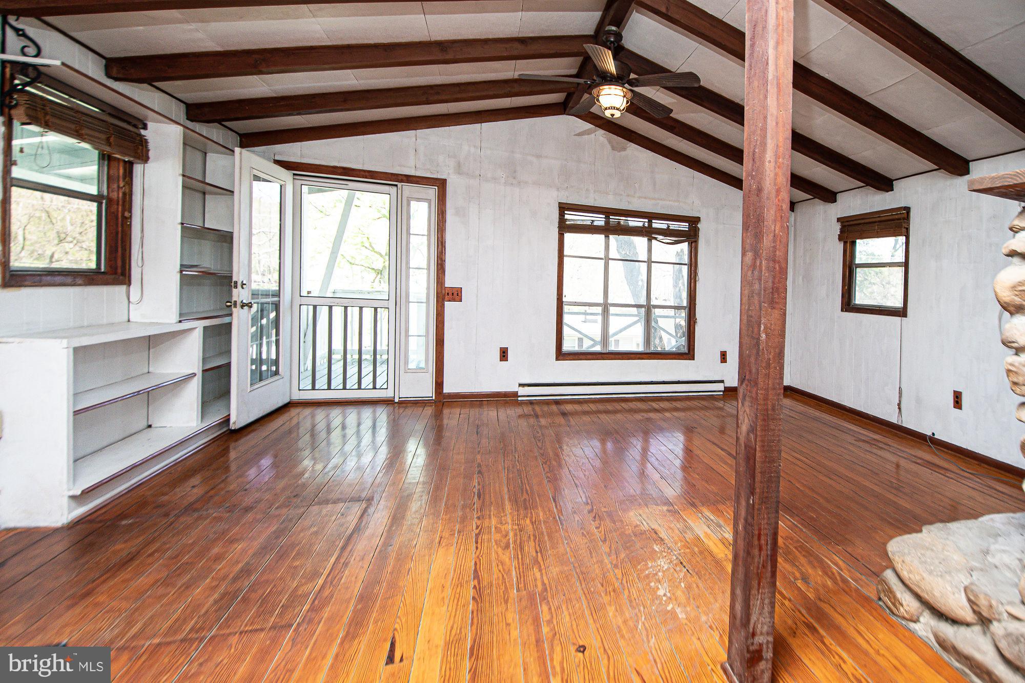 SHEN RIVER ESTATES - Residential