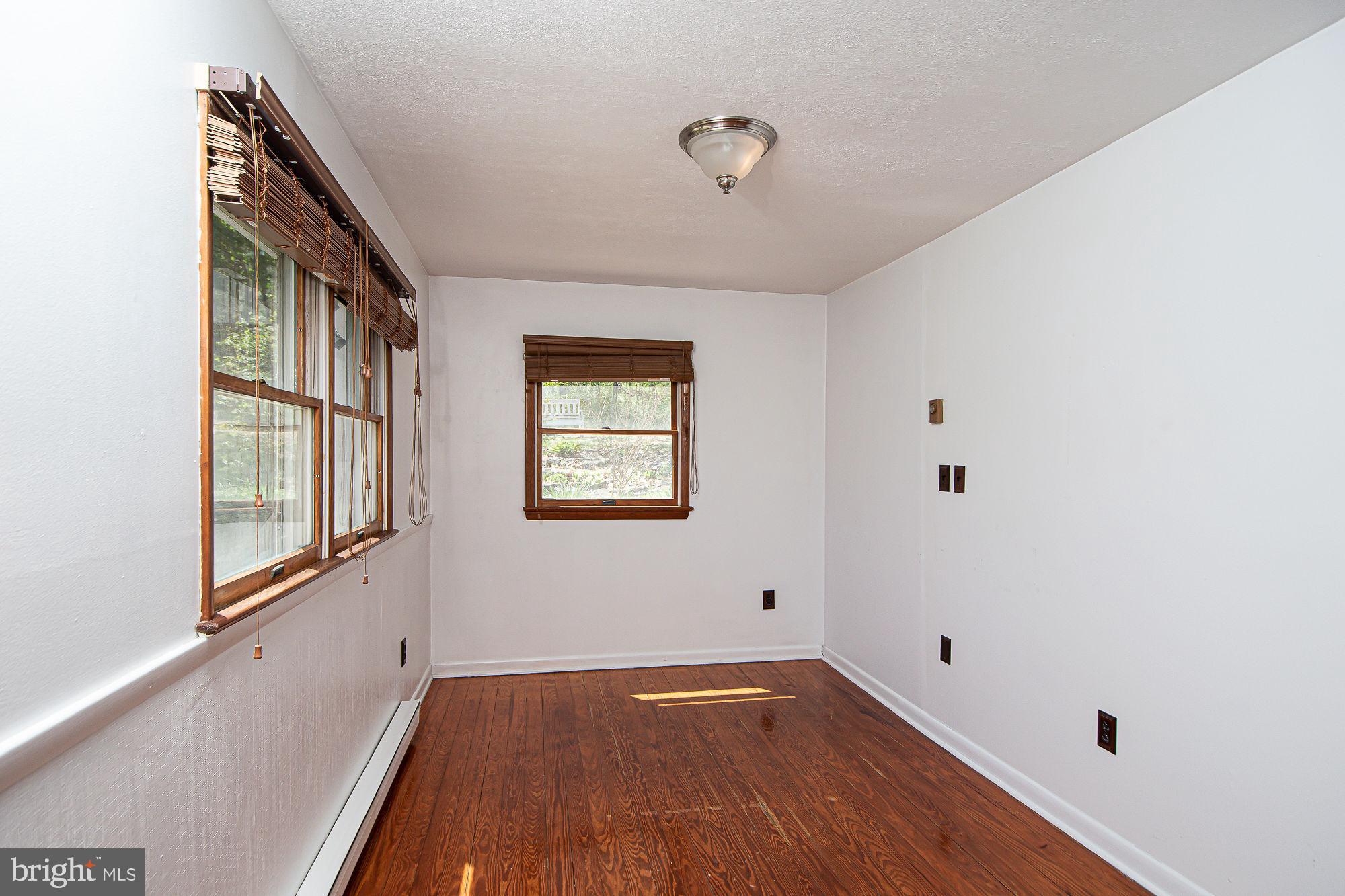 SHEN RIVER ESTATES - Residential