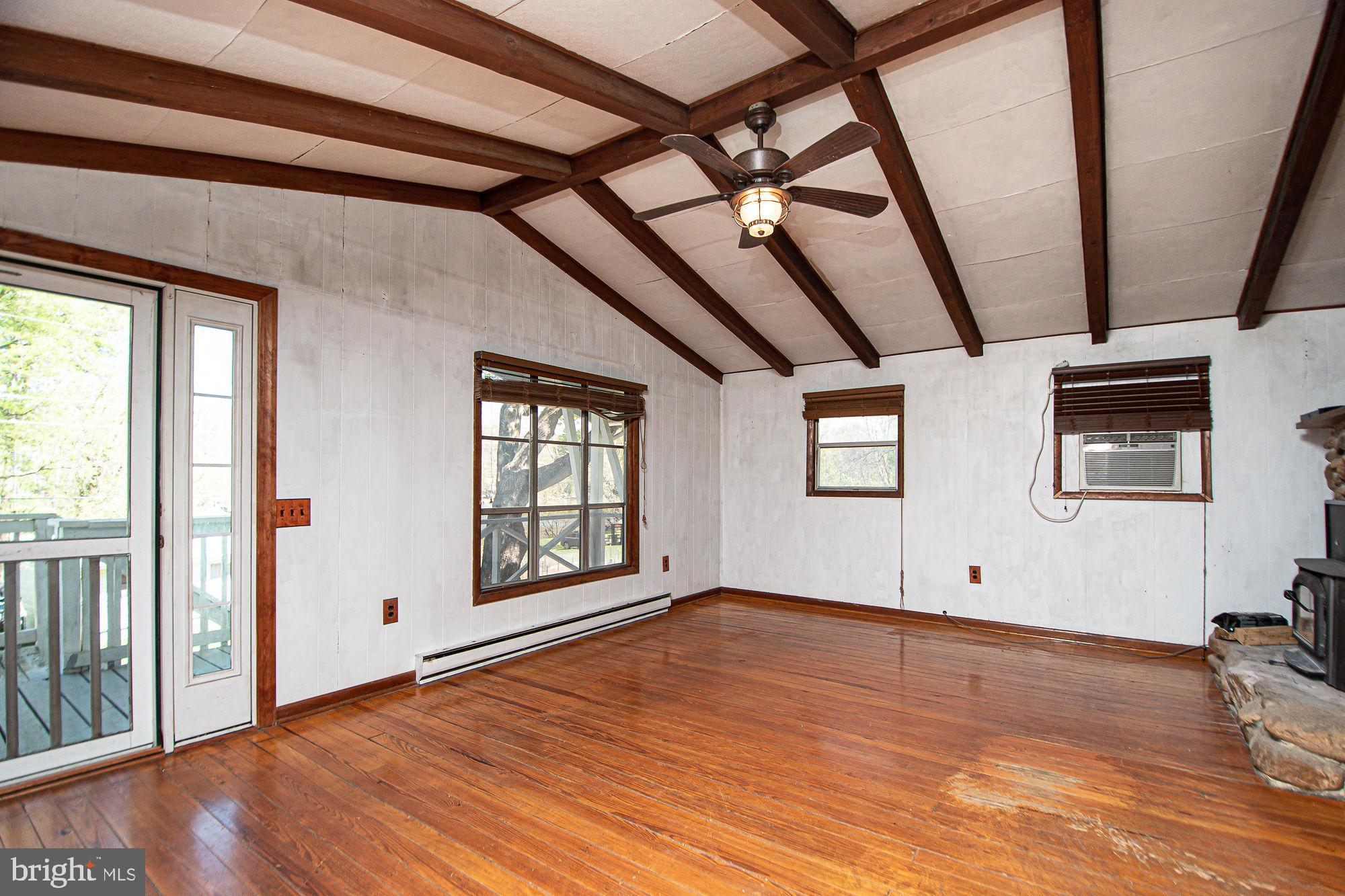 SHEN RIVER ESTATES - Residential