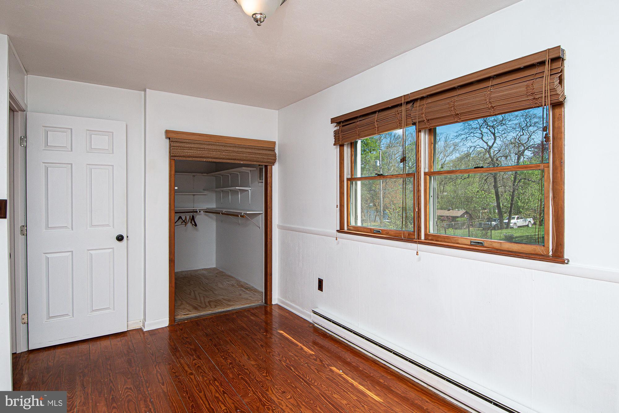 SHEN RIVER ESTATES - Residential