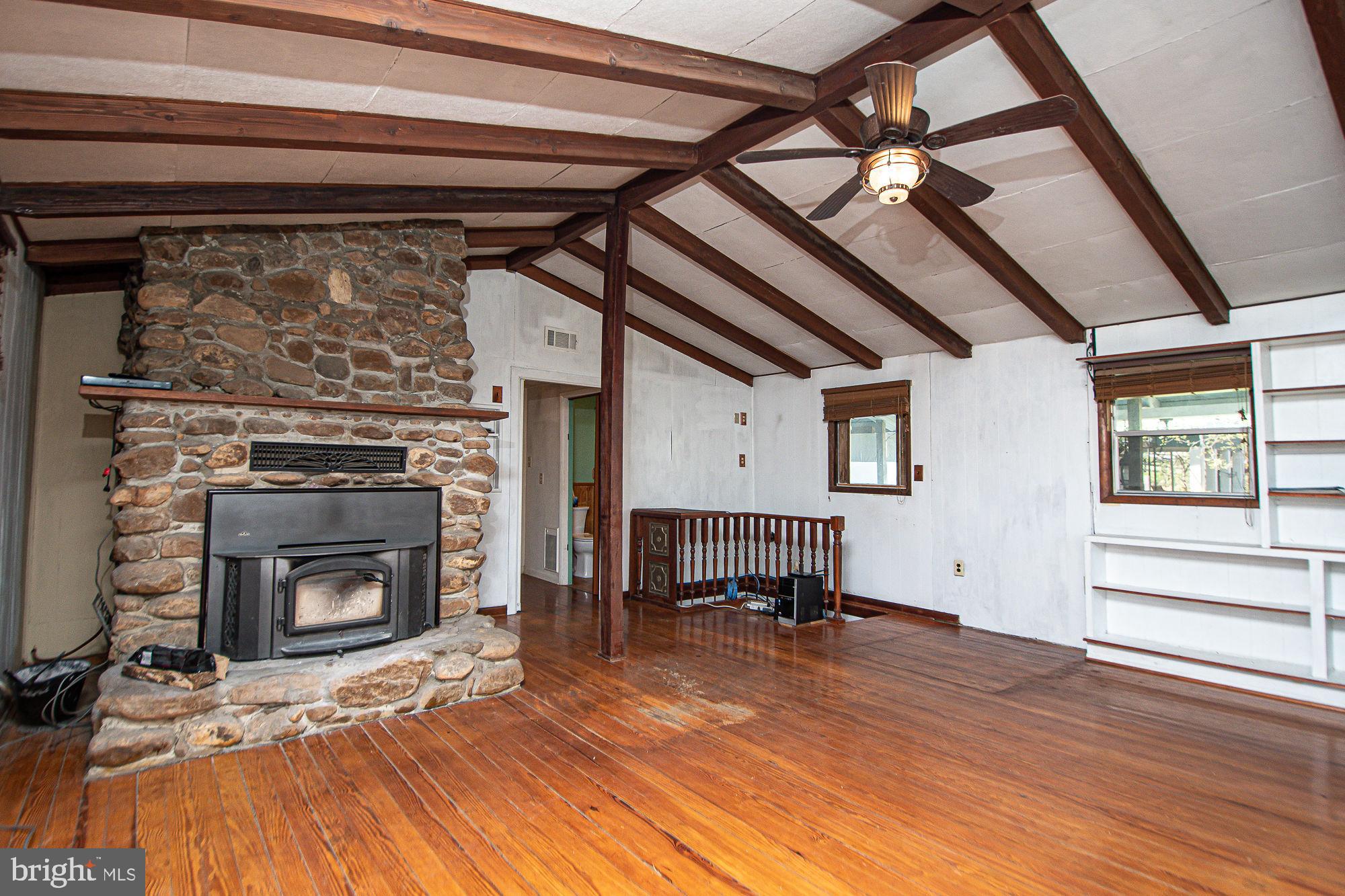 SHEN RIVER ESTATES - Residential