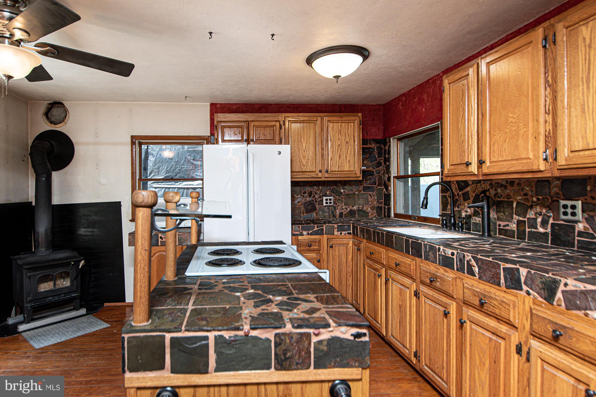 SHEN RIVER ESTATES - Residential