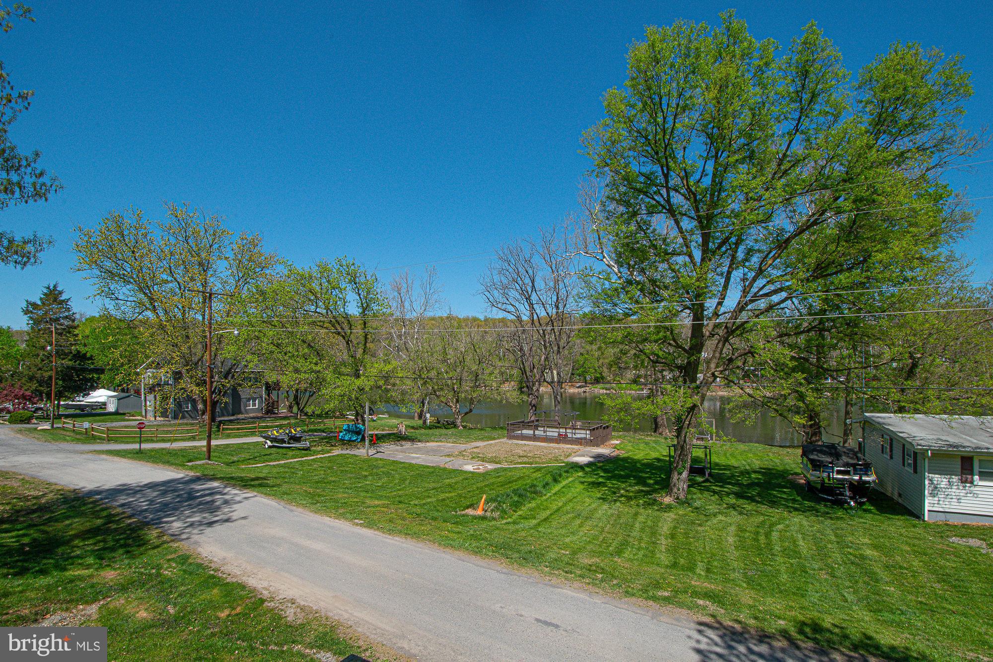 SHEN RIVER ESTATES - Residential