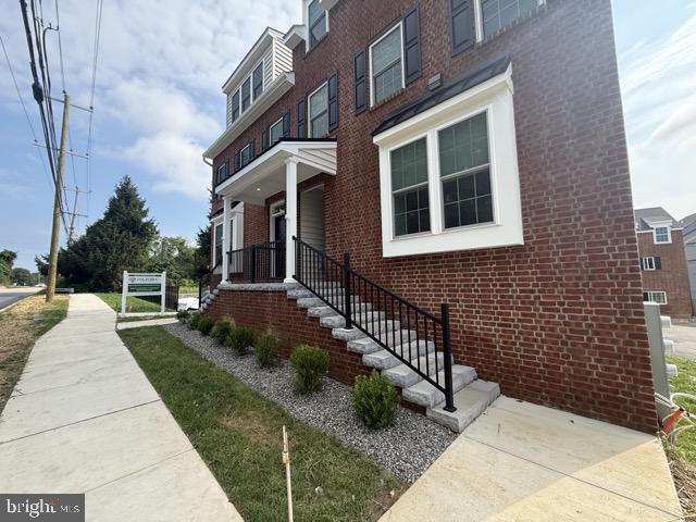 411 WHARTON STREET