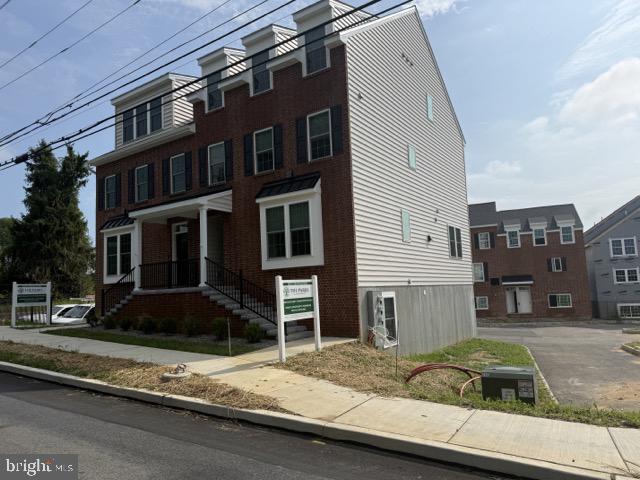 411 WHARTON STREET