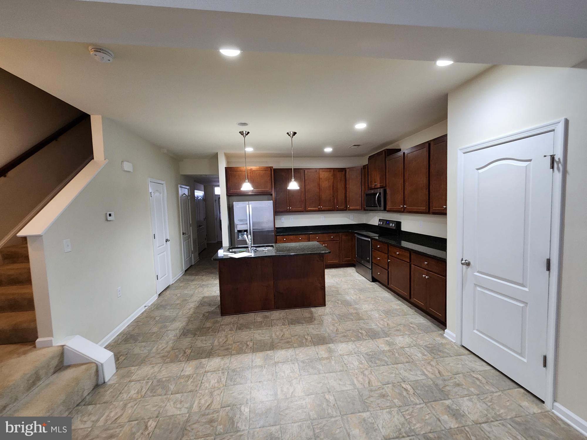 THE GALLERY - Residential Lease