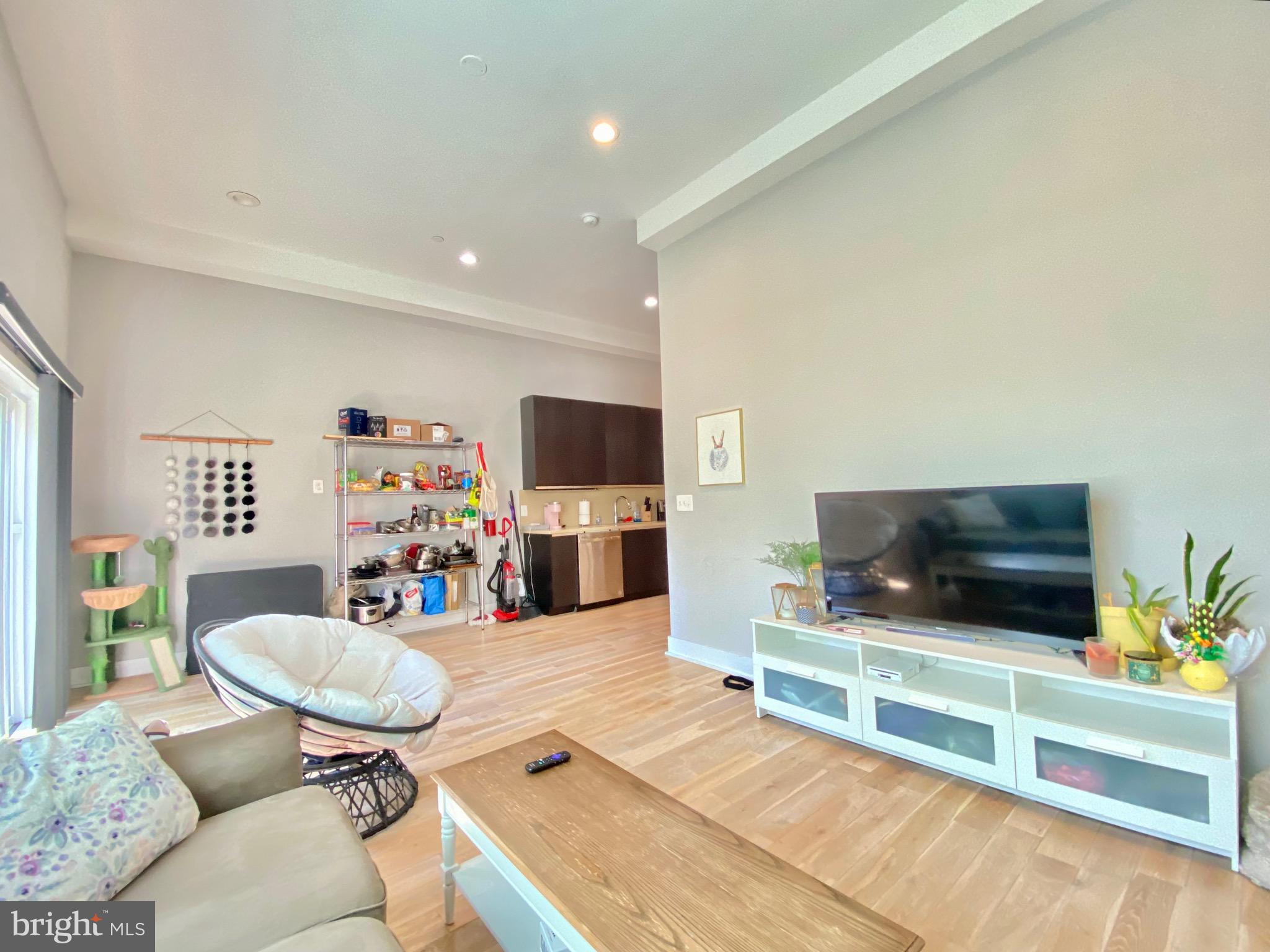 CENTER CITY - Residential Lease