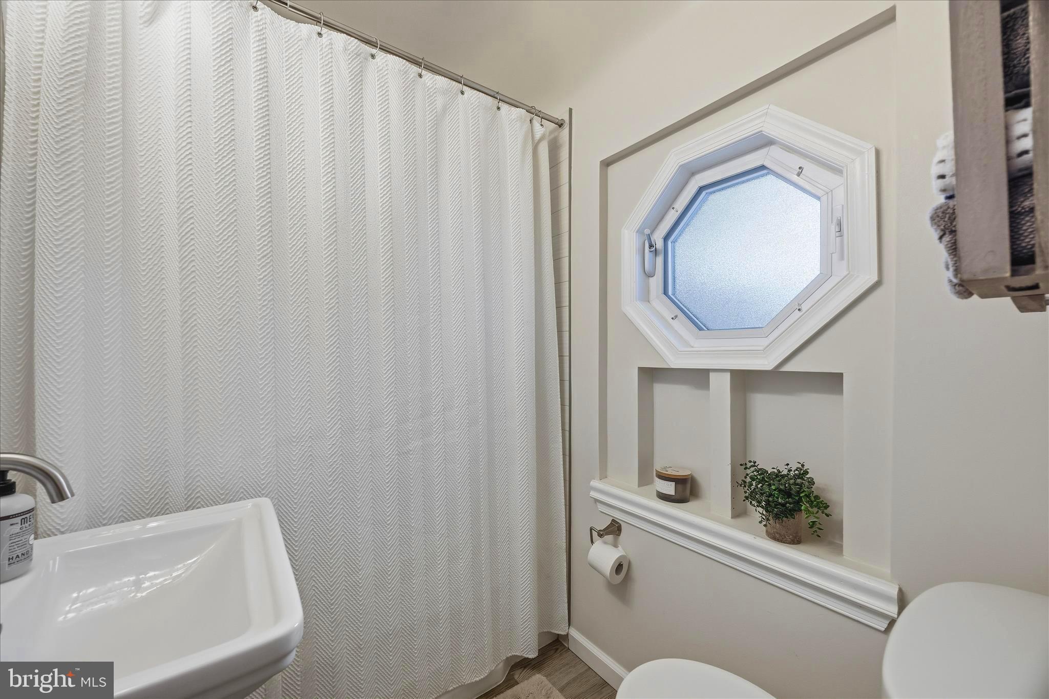 LINTHICUM HEIGHTS - Residential