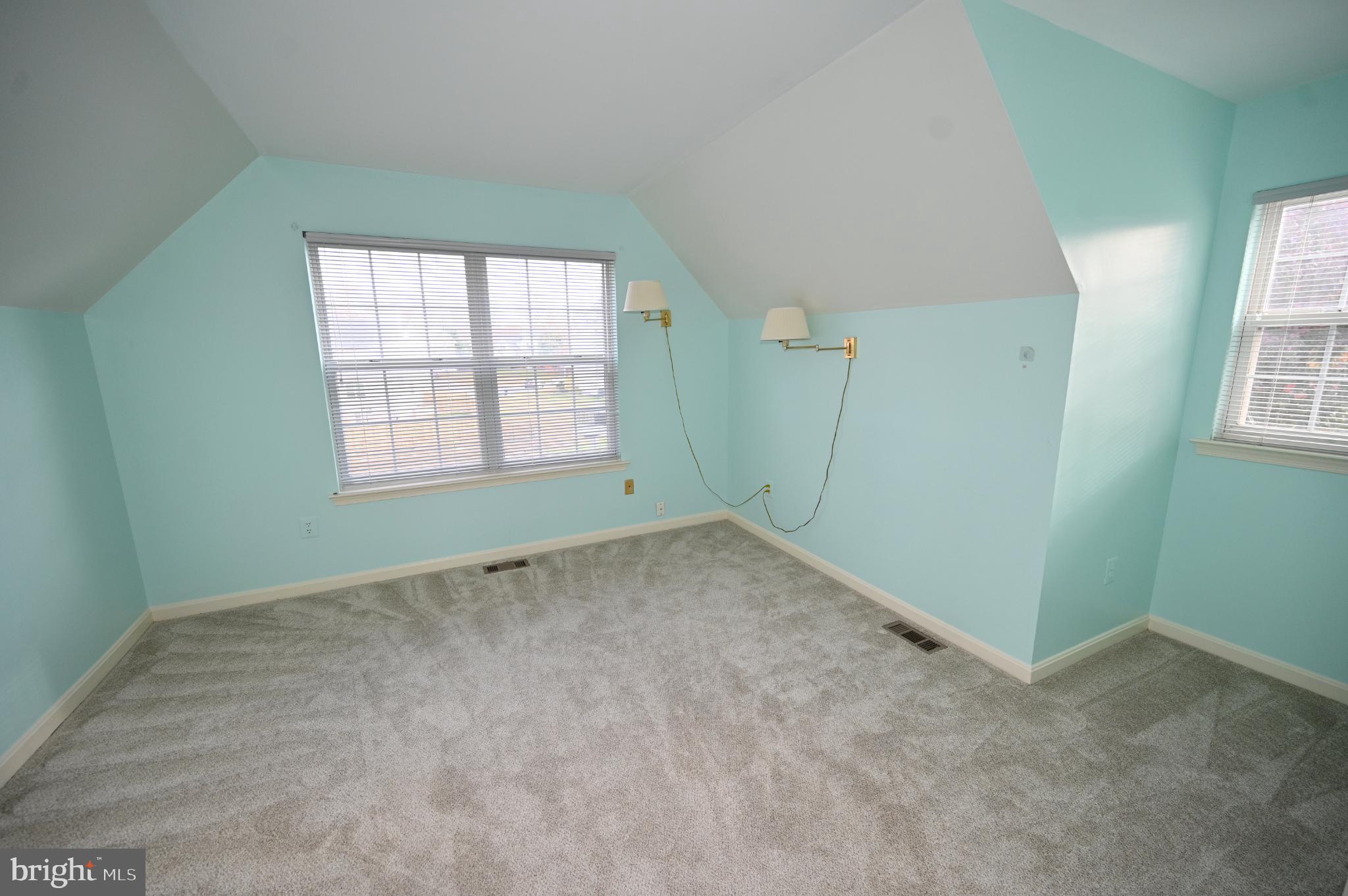 CONSTITUTION HILLS - Residential