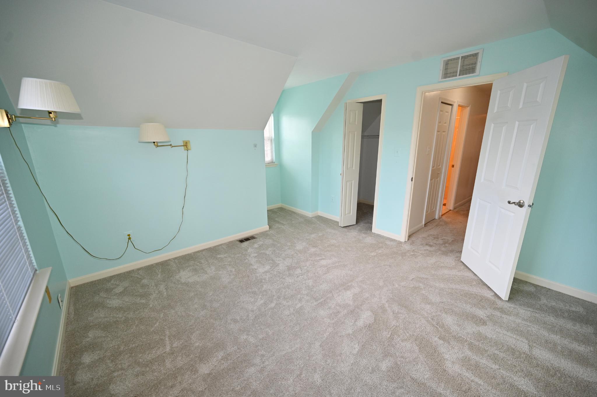 CONSTITUTION HILLS - Residential