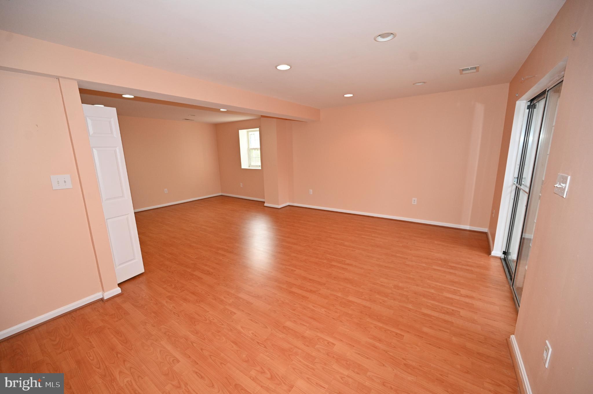 CONSTITUTION HILLS - Residential