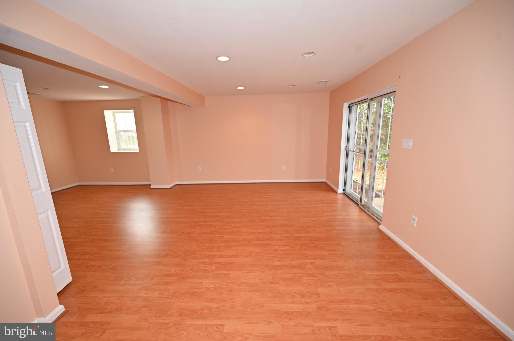 CONSTITUTION HILLS - Residential