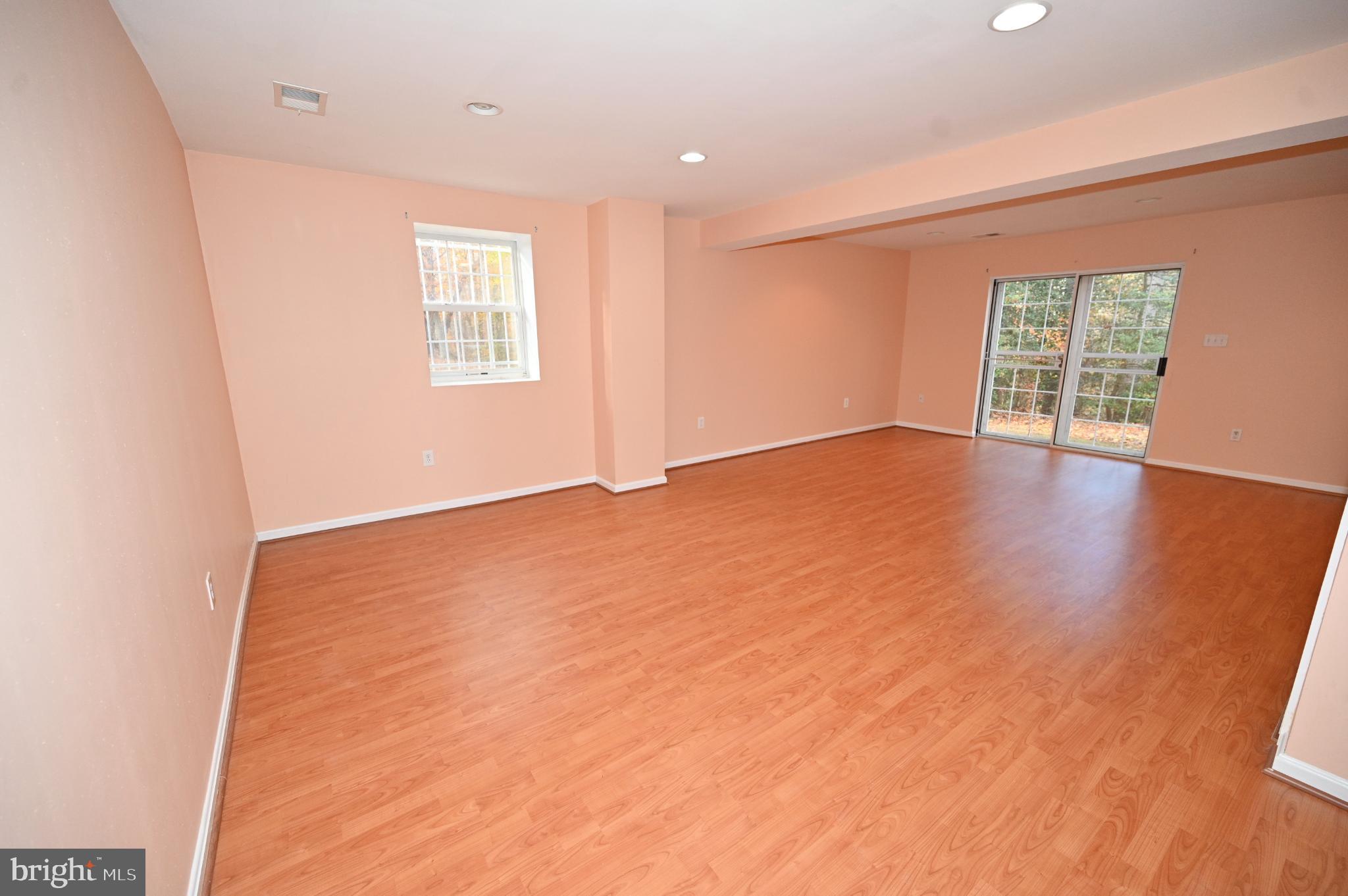 CONSTITUTION HILLS - Residential