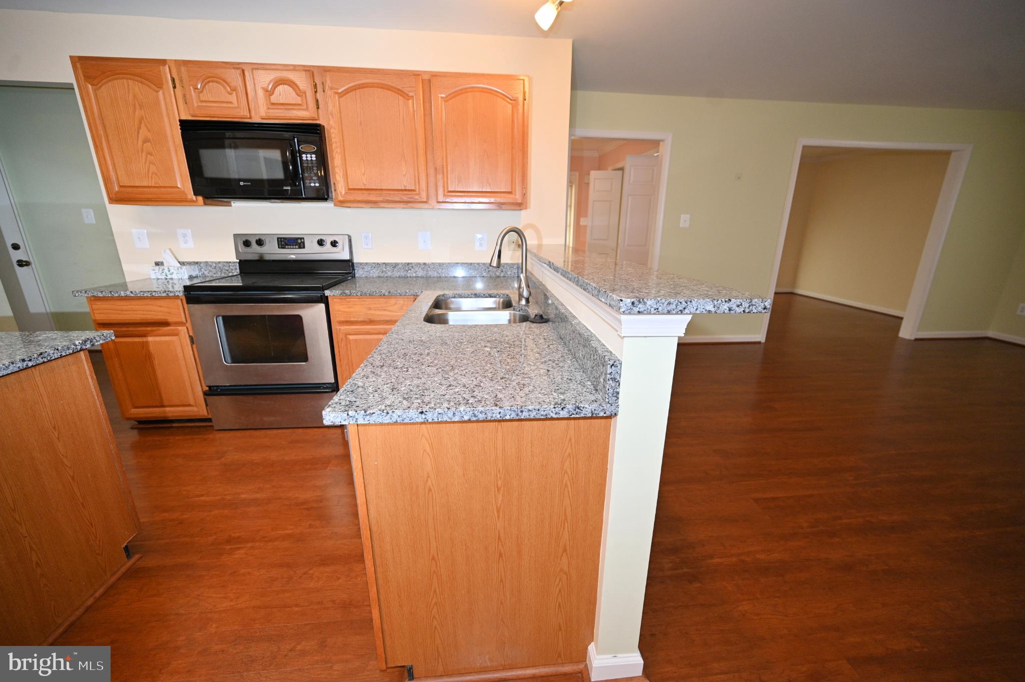 CONSTITUTION HILLS - Residential