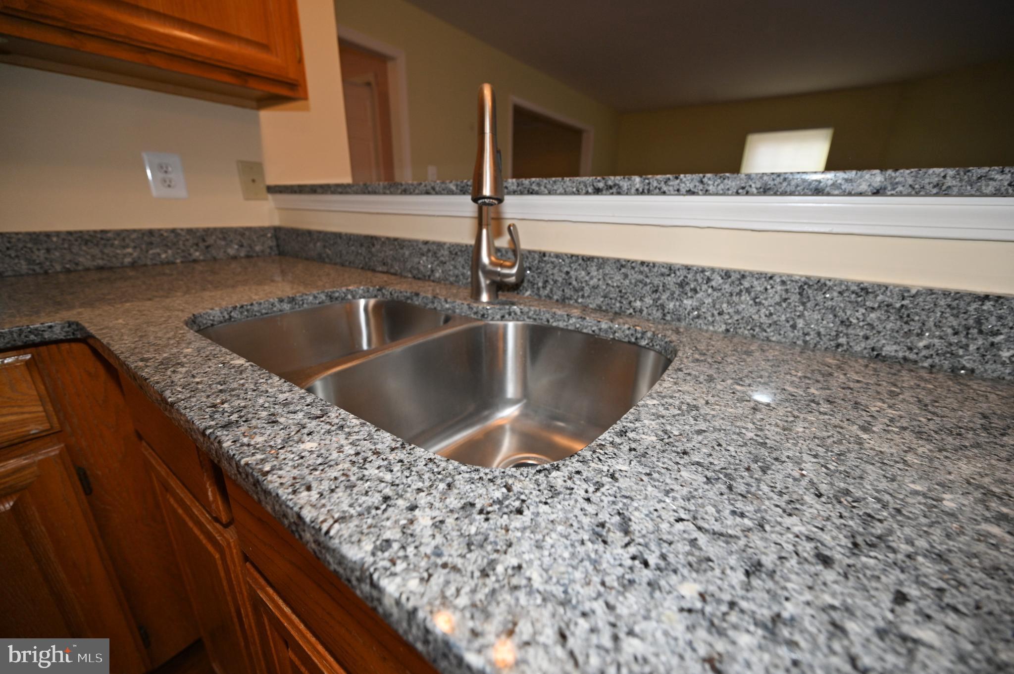 CONSTITUTION HILLS - Residential