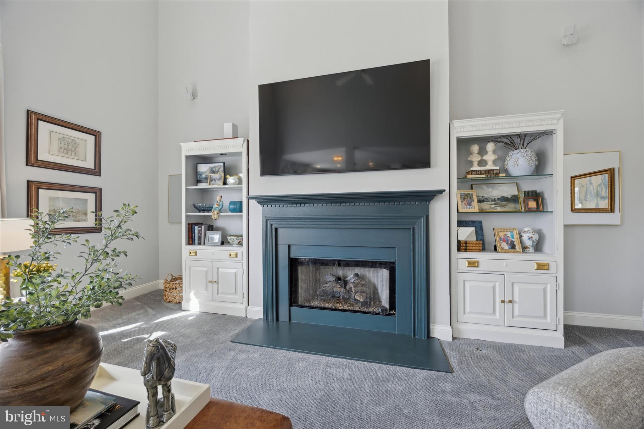 WAINWRIGHT AT WHIT - Residential