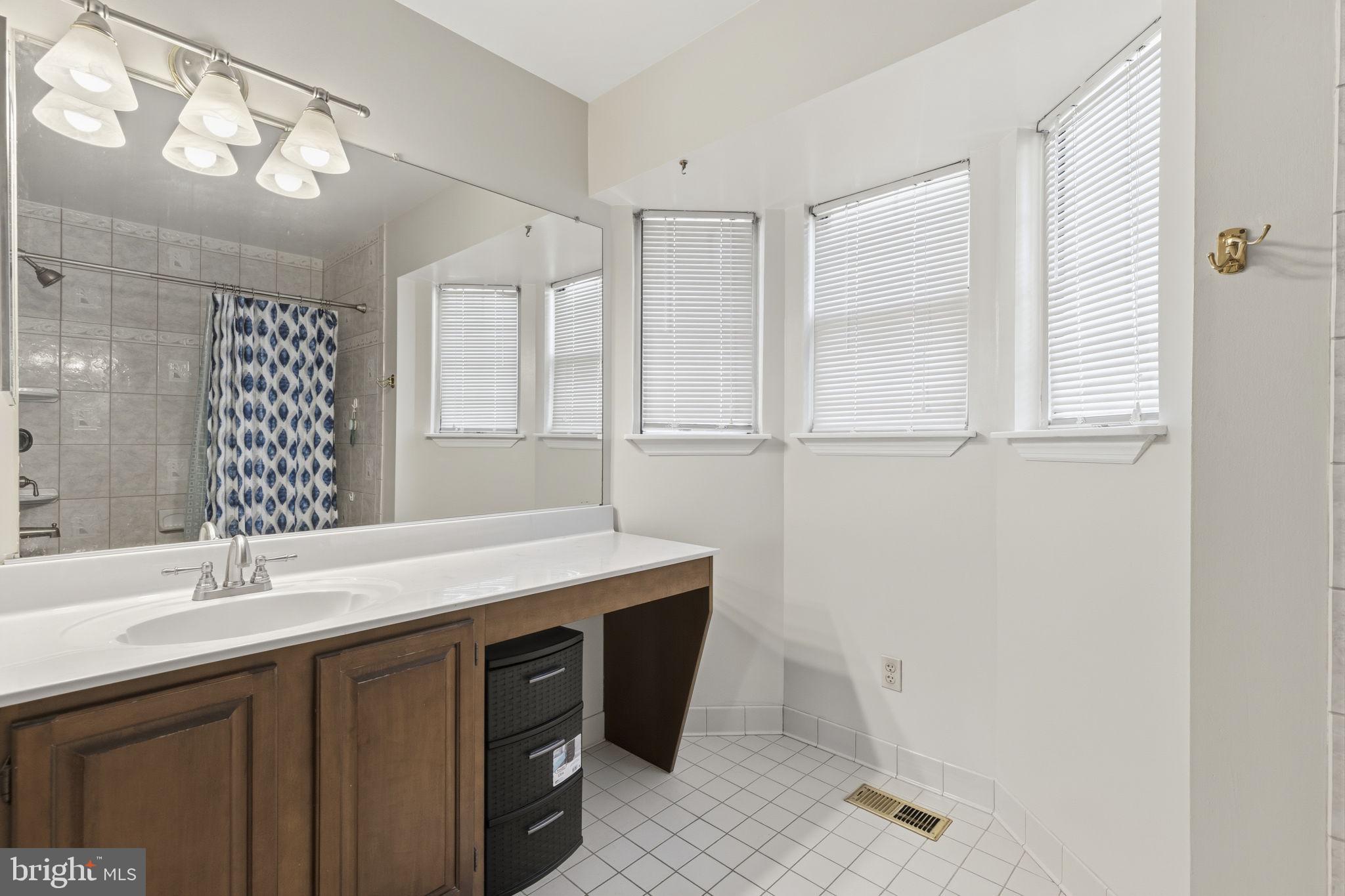 WHITTEMORE PARK - Residential