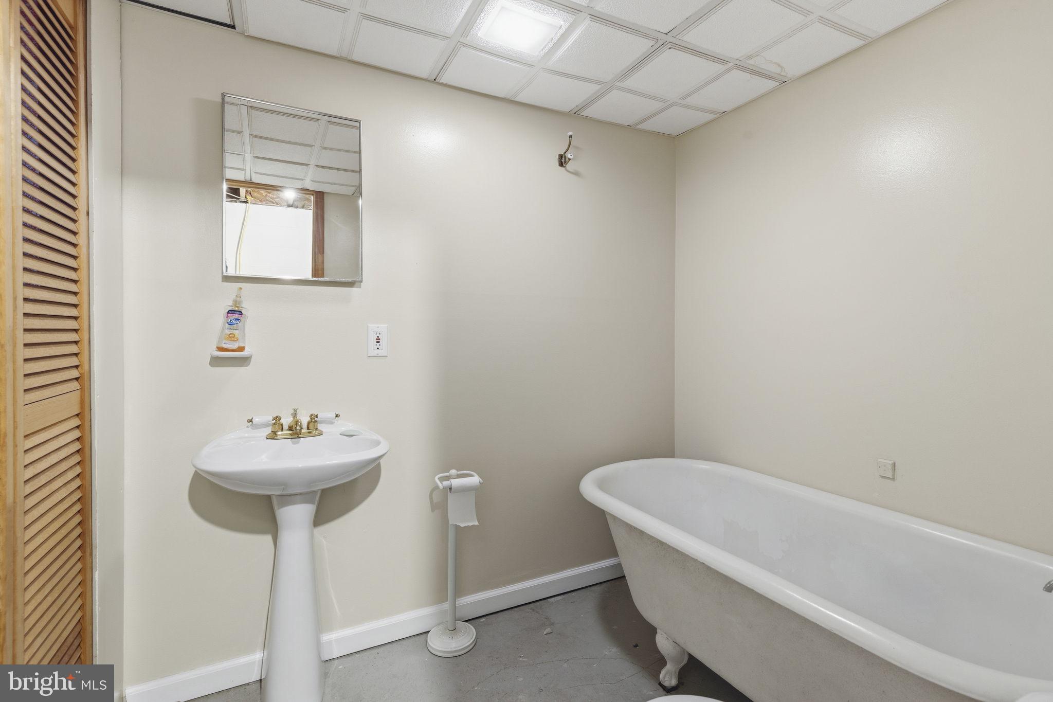 WHITTEMORE PARK - Residential