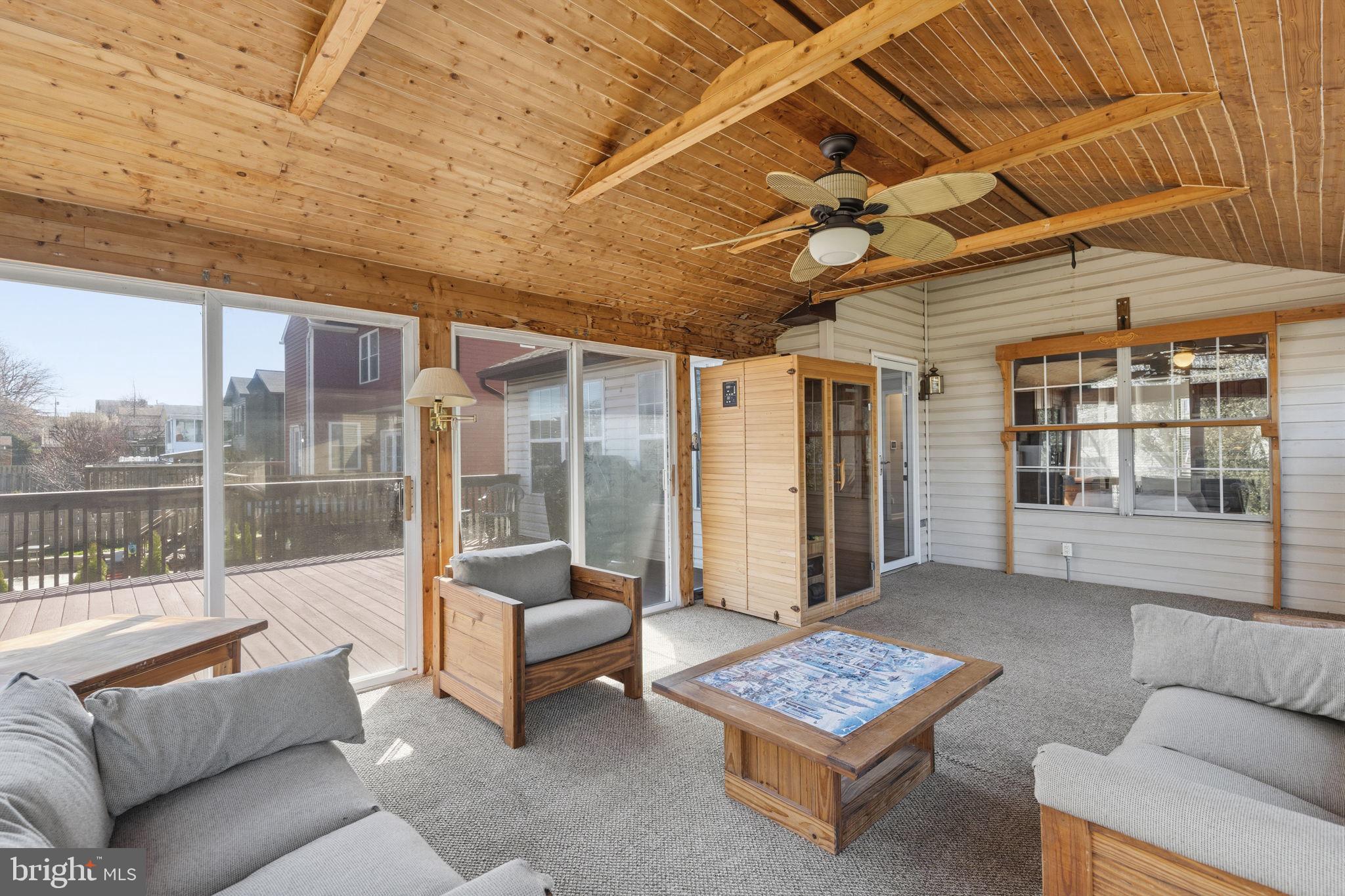 WHITTEMORE PARK - Residential