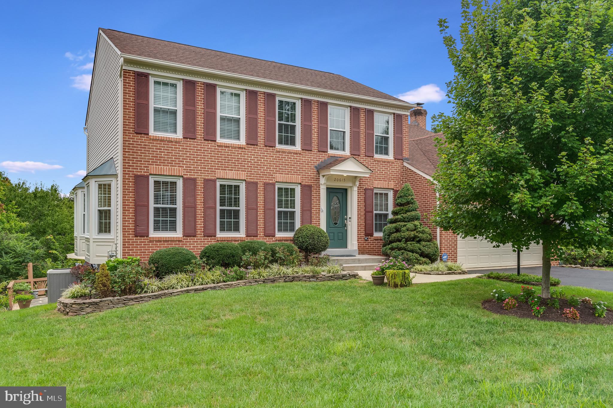 POTOMAC LAKES - Residential