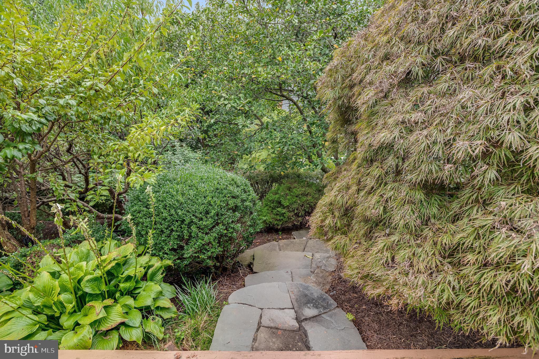 POTOMAC LAKES - Residential