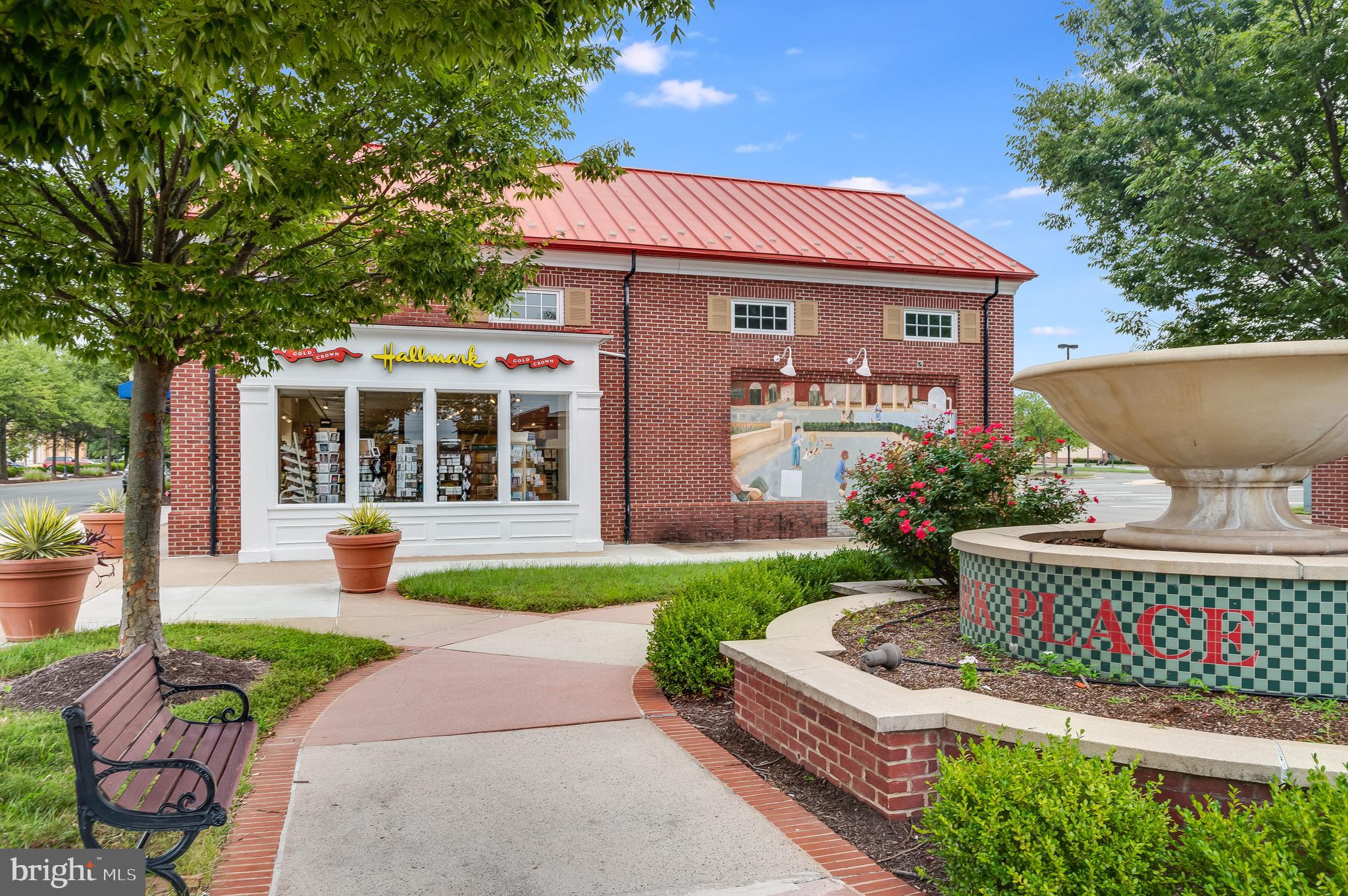 POTOMAC LAKES - Residential