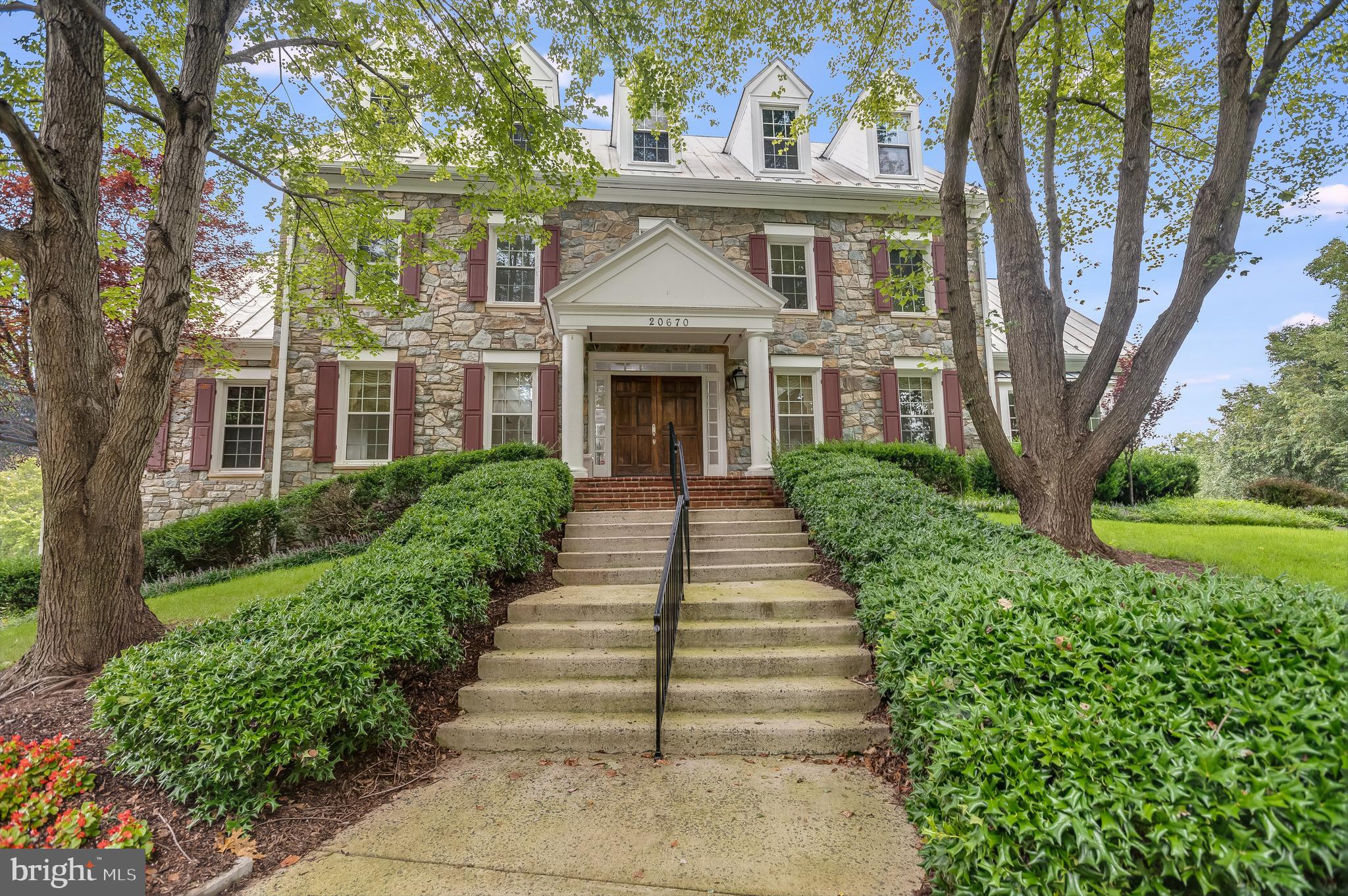 POTOMAC LAKES - Residential