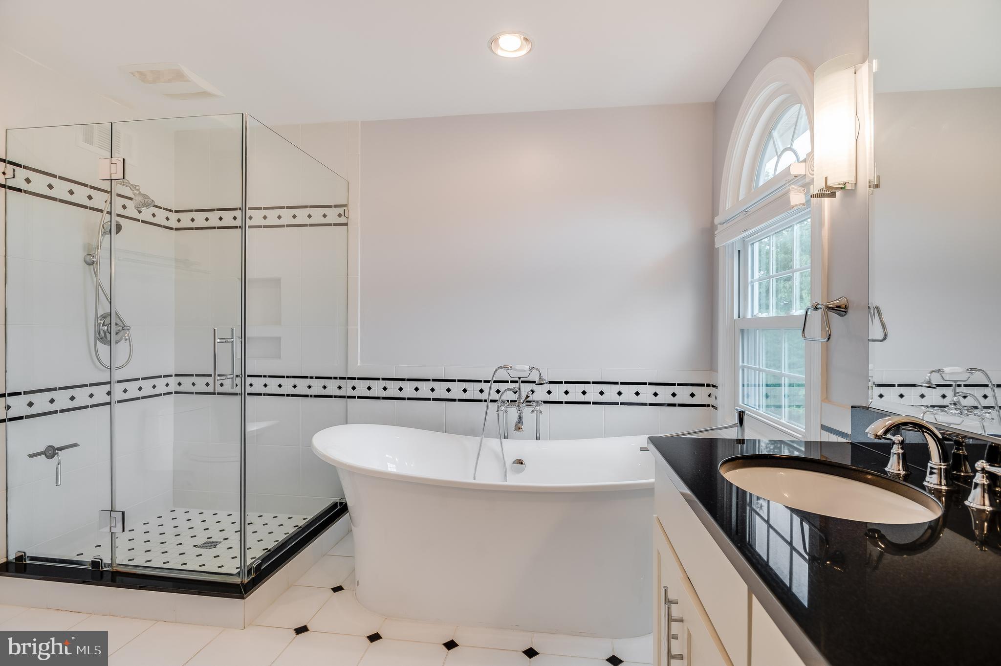 POTOMAC LAKES - Residential