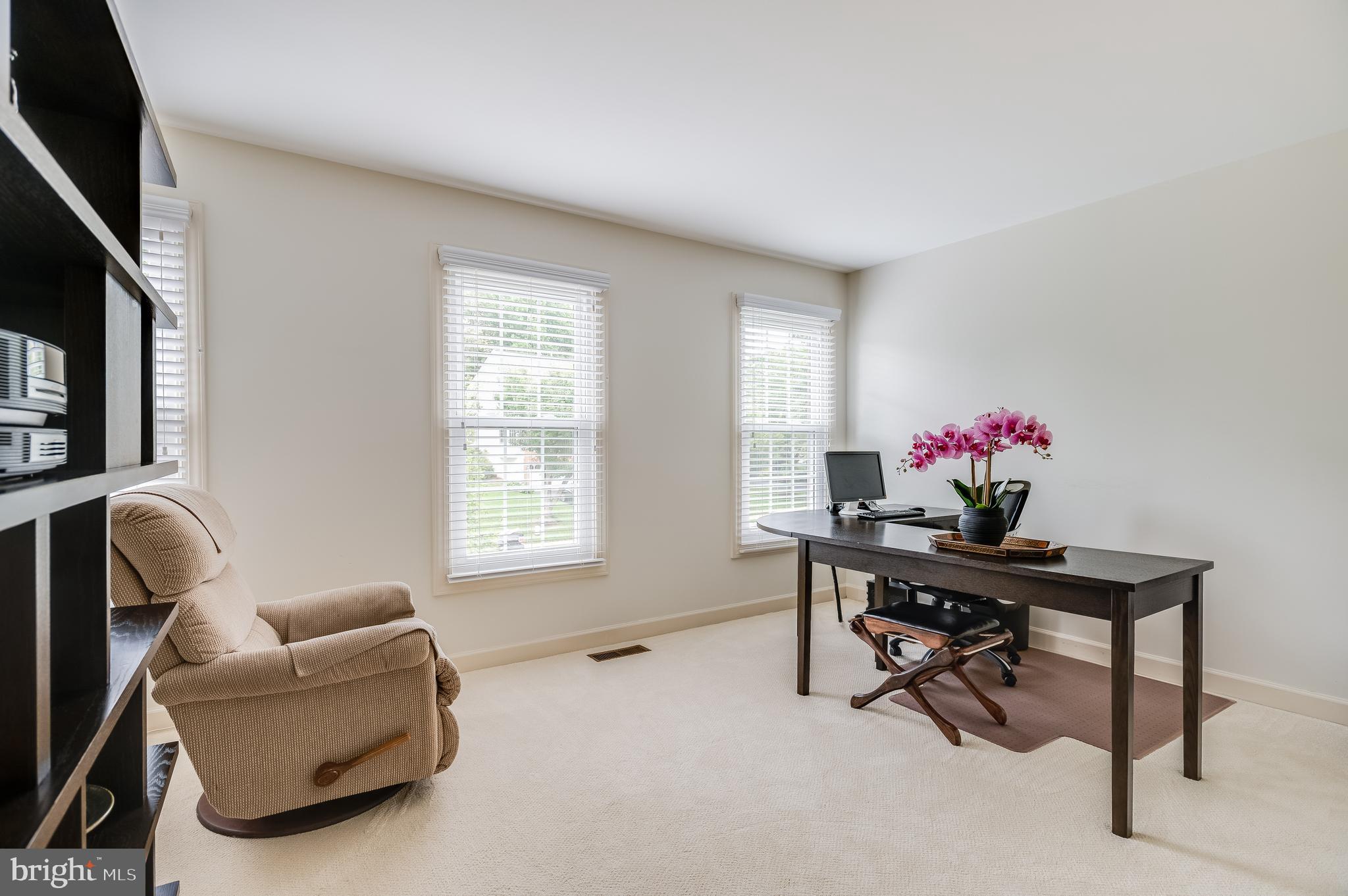 POTOMAC LAKES - Residential