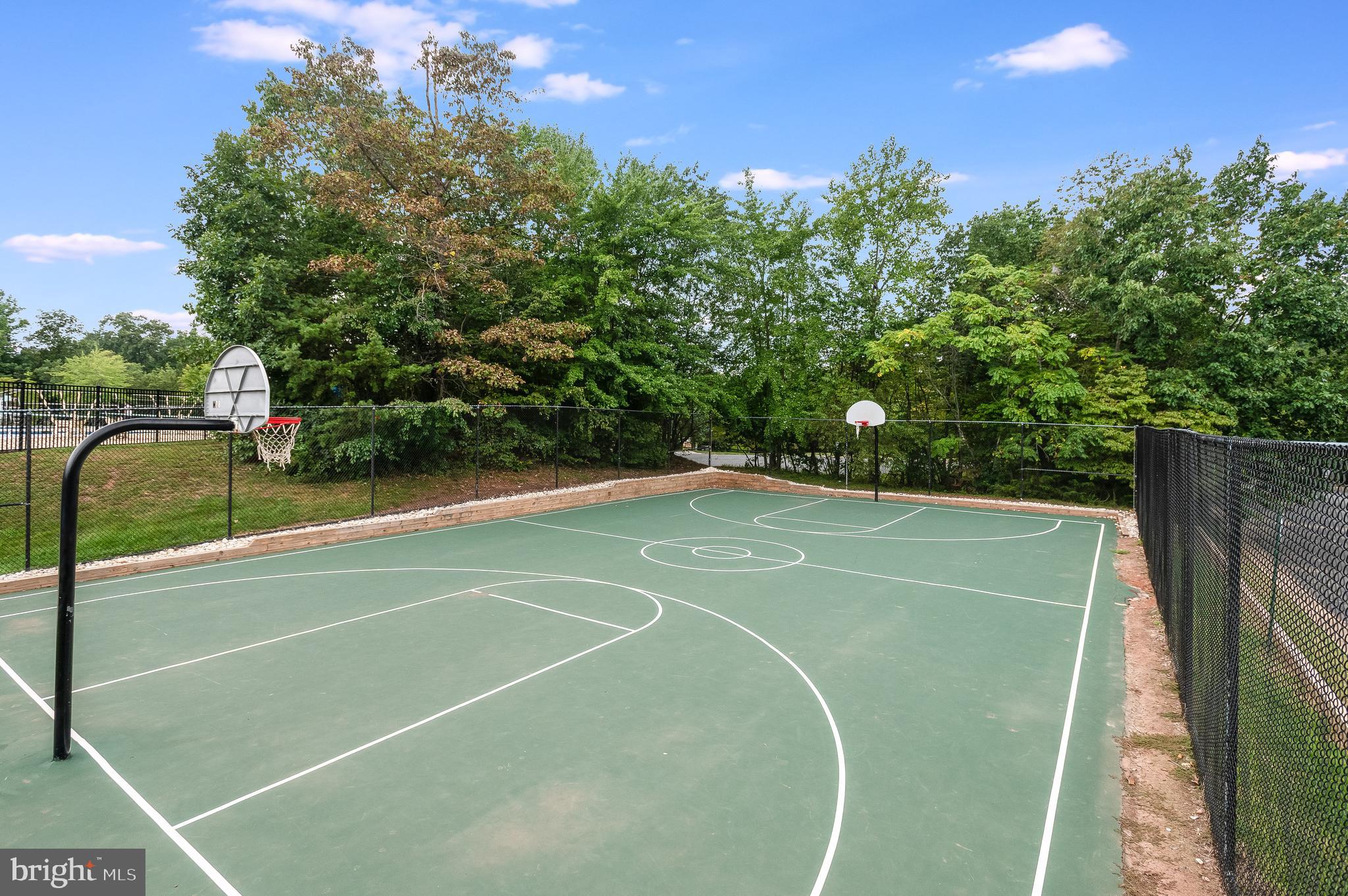 POTOMAC LAKES - Residential