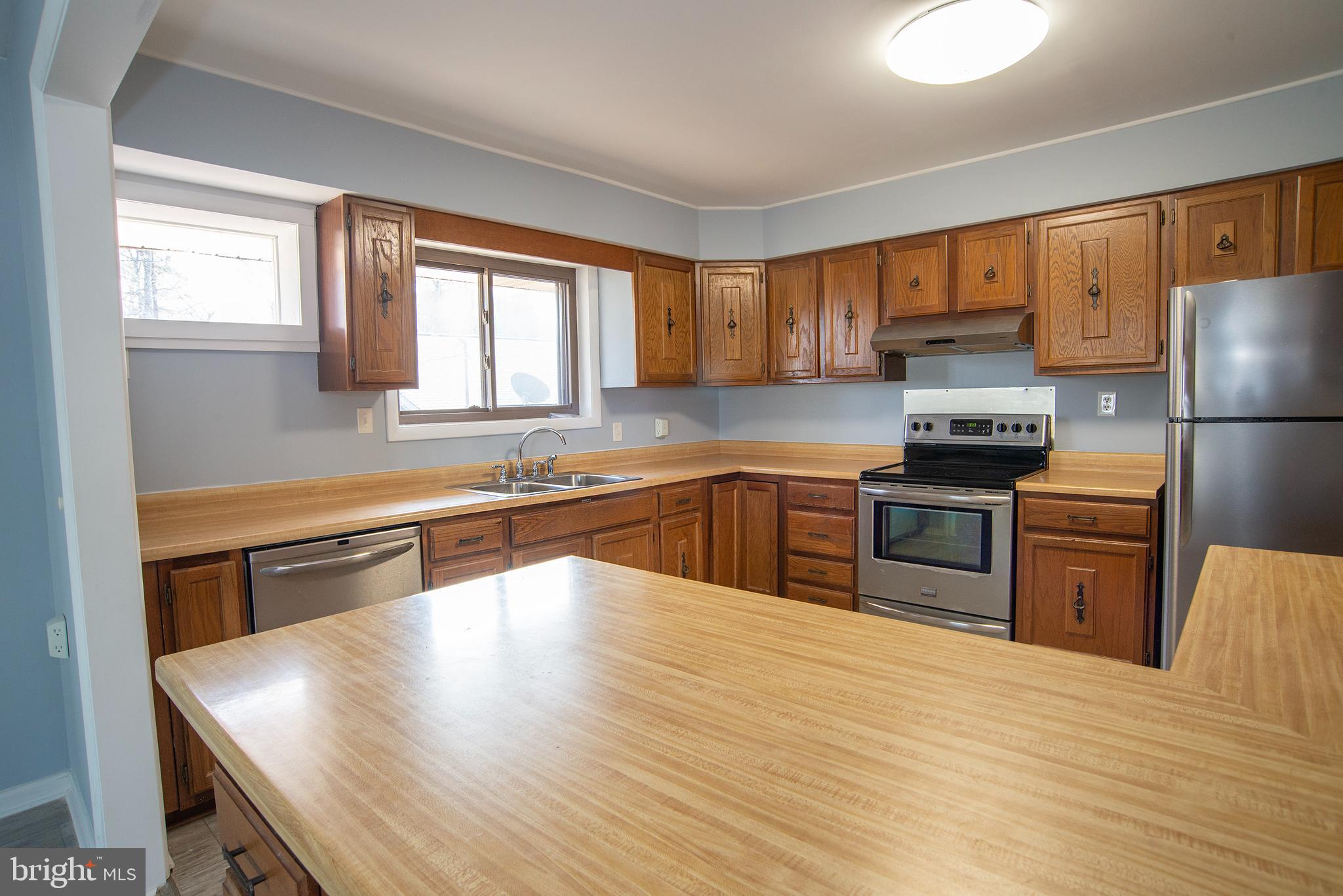 R C MORRIS - Residential